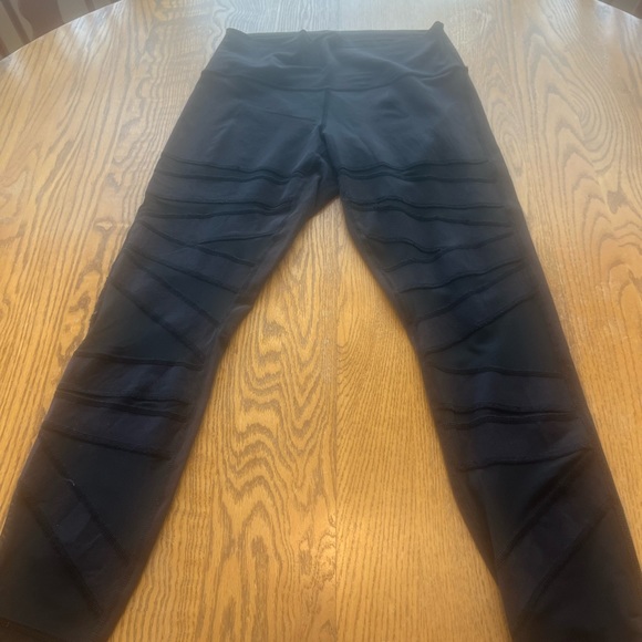 LAST CALL Lululemon High Times Tech Mesh Bandage Leggings Black  6 Some Pilling - Picture 2 of 9